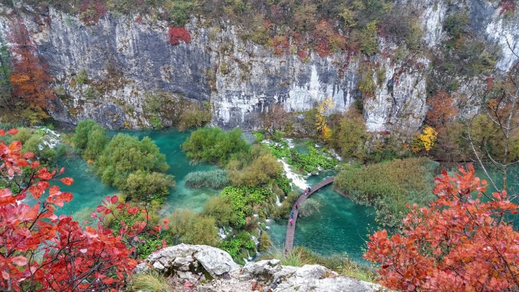 croatie parc national plitvice cascade lac cascade automne region de Zadar