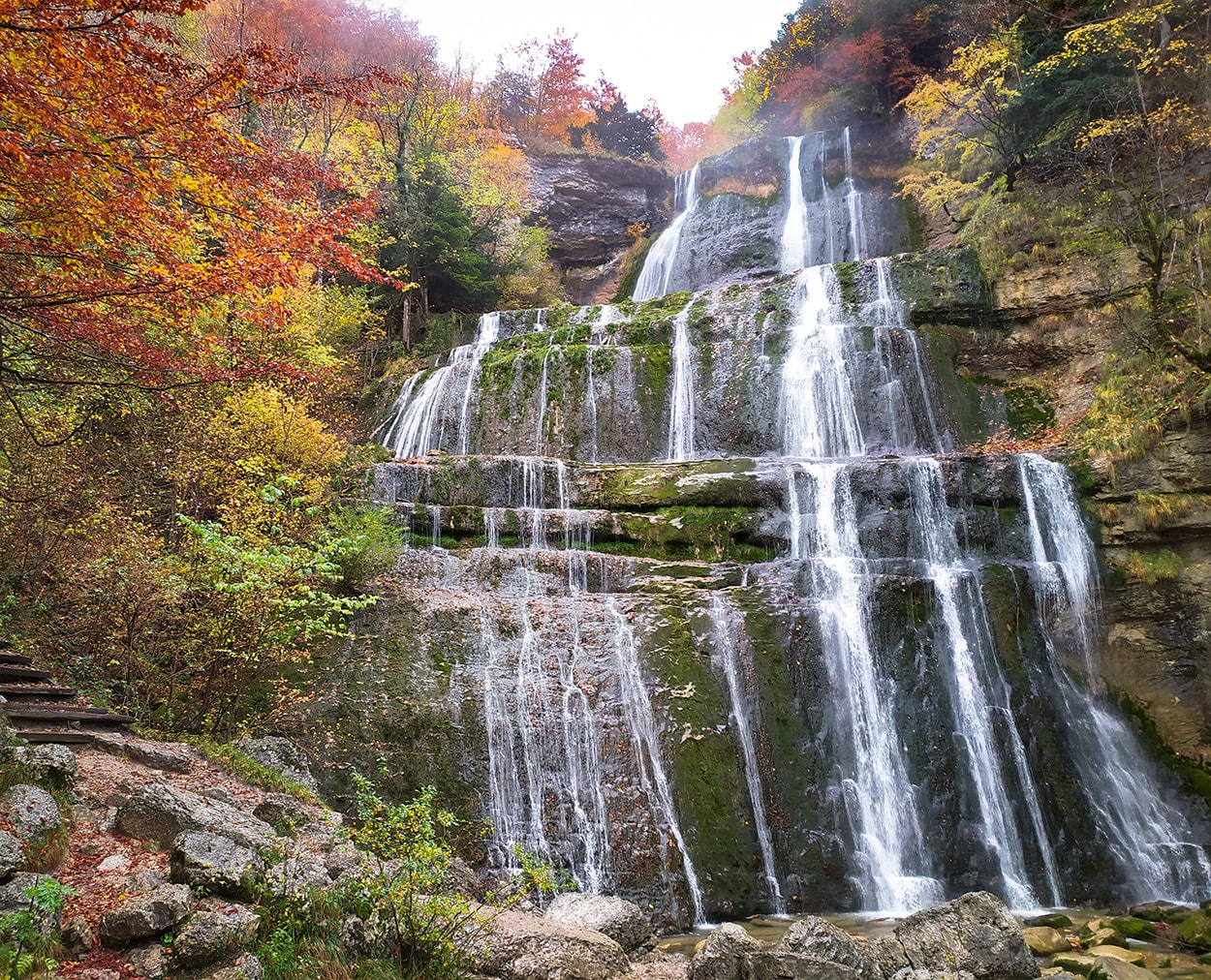 Les Montagnes Du Jura En Automne