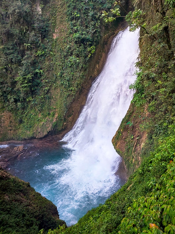 Cascade Finca Sacmoc