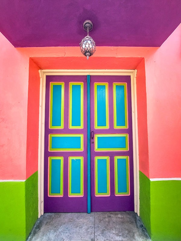 Porte colorée Flores Guatemala